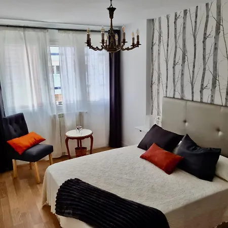 Precioso Piso 6 Personas En La Playa De San Lorenzo Gijón